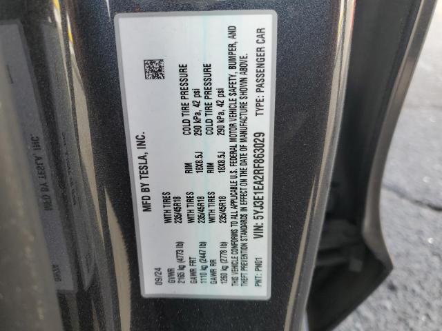 5YJ3E1EA2RF863029 - 2024 TESLA MODEL 3 أسود صورة 12