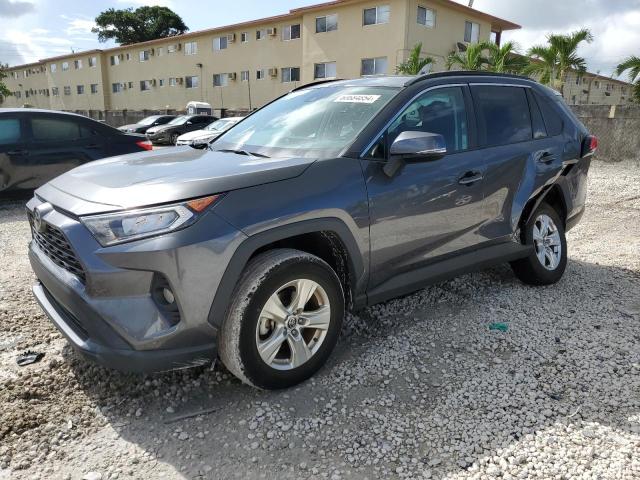 2T3W1RFVXMC141384 - 2021 TOYOTA RAV4 XLE CHARCOAL photo 1