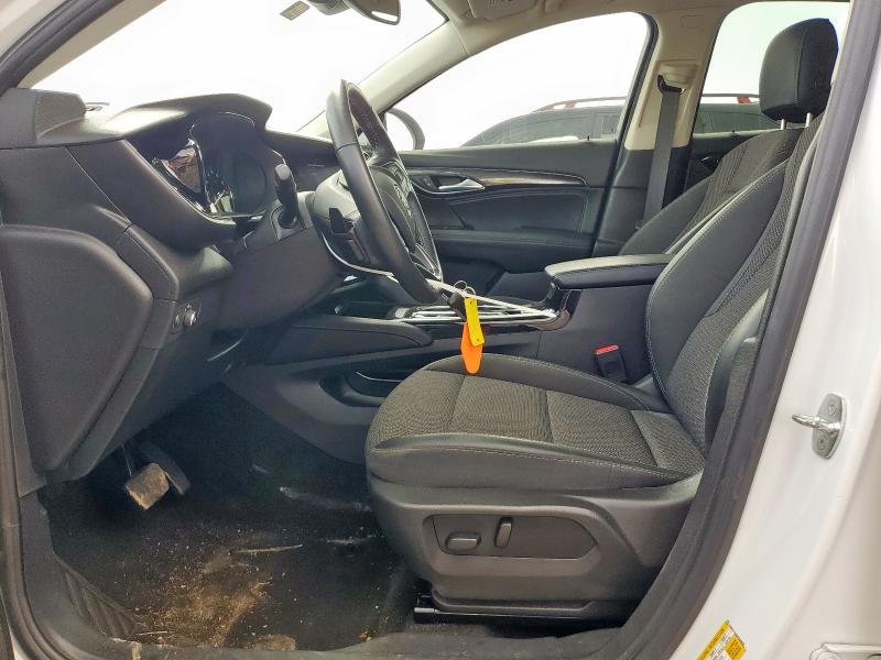 LRBAZLR45PD098087 - 2023 BUICK ENVISION PREFERRED WHITE photo 7