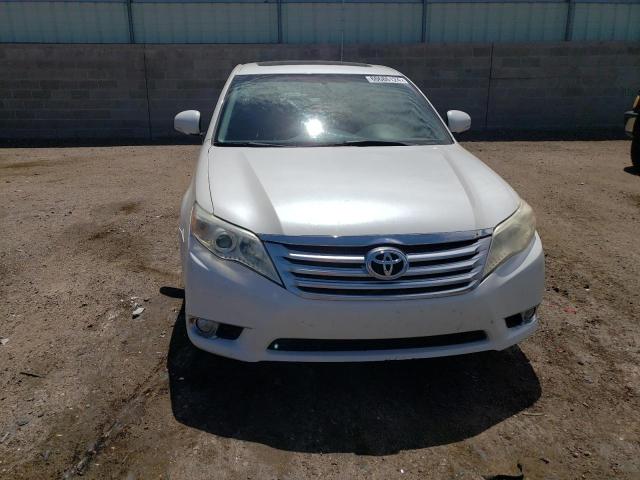 4T1BK3DB1BU407753 - 2011 TOYOTA AVALON BASE 白色 照片 5