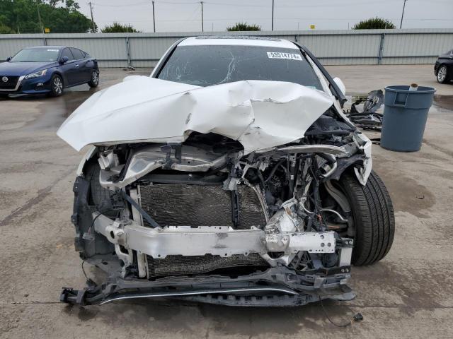 55SWF4JB5JU256328 - 2018 MERCEDES-BENZ C 300 WHITE photo 5