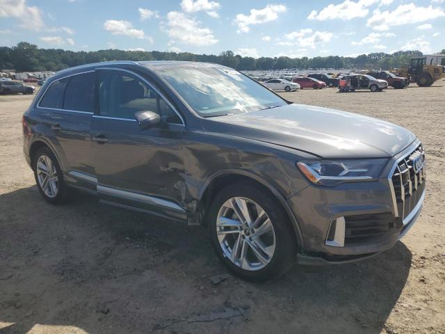 WA1LXAF78MD039169 - 2021 AUDI Q7 PREMIUM PLUS GRAY photo 4