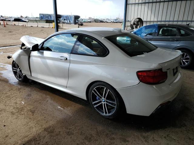 WBA2J7C56JVD60576 - 2018 BMW M240XI WHITE photo 2