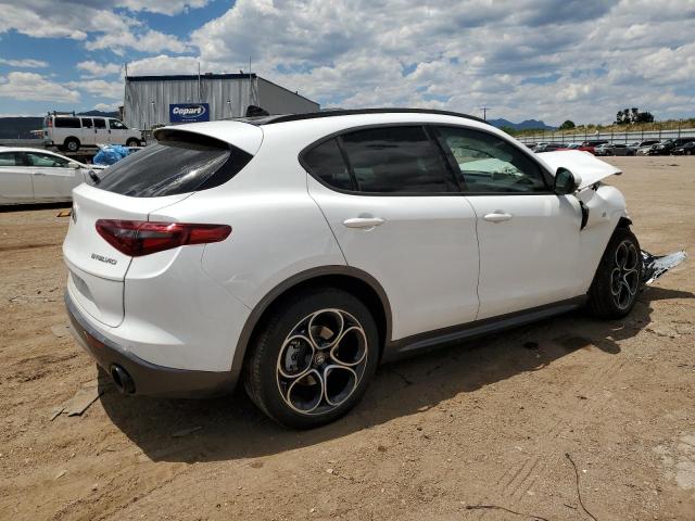 ZASPAKBN5N7D33316 - 2022 ALFA ROMEO STELVIO TI WHITE photo 3