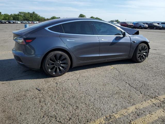 5YJ3E1EAXJF046377 - 2018 TESLA MODEL 3 GRAY photo 3