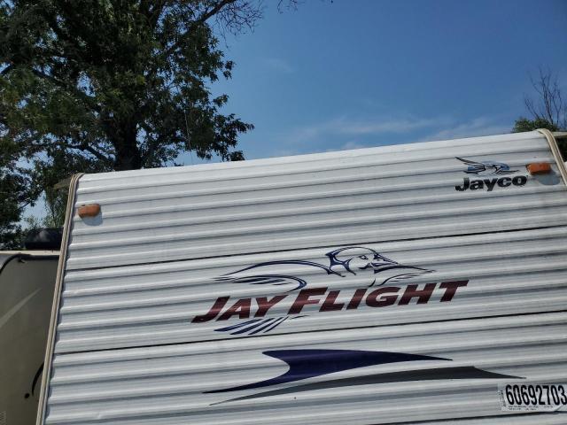 1UJBJ0BR0A18M0180 - 2010 JAYCO JAYFLIGHT WHITE photo 9