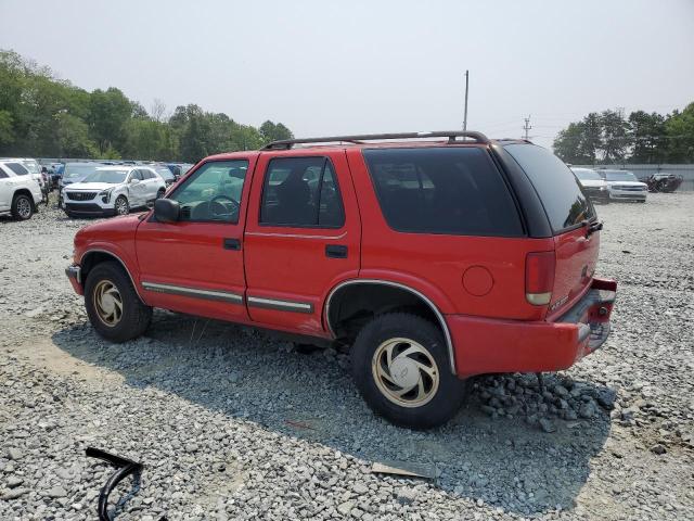 1GNDT13W8Y2250415 - 2000 CHEVROLET BLAZER RED photo 2