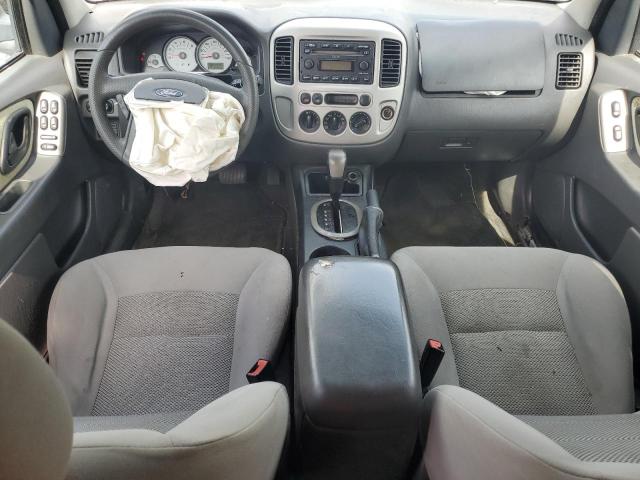 1FMCU03105KC53140 - 2005 FORD ESCAPE XLT WHITE photo 8