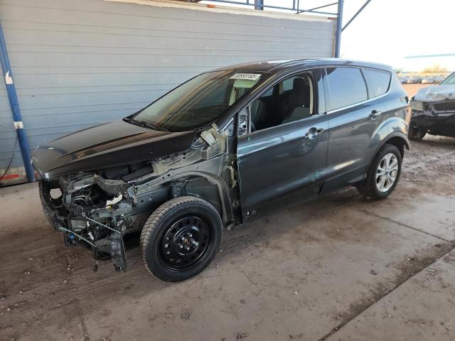 2017 FORD ESCAPE SE, null