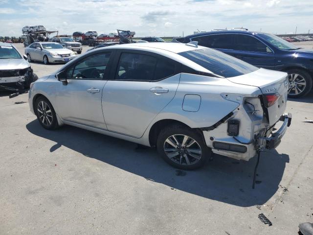 3N1CN8EV9NL836923 - 2022 NISSAN VERSA SV SILVER photo 2