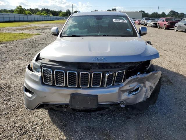 1C4RJEAG3HC669158 - 2017 JEEP GRAND CHER LAREDO SILVER photo 5