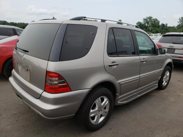 4JGAB57E45A528375 - 2005 MERCEDES-BENZ ML 350 SILVER photo 3