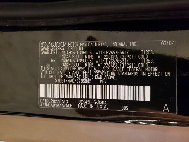 5TDBT44A07S286885 - 2007 TOYOTA SEQUOIA SR5 BLACK photo 13