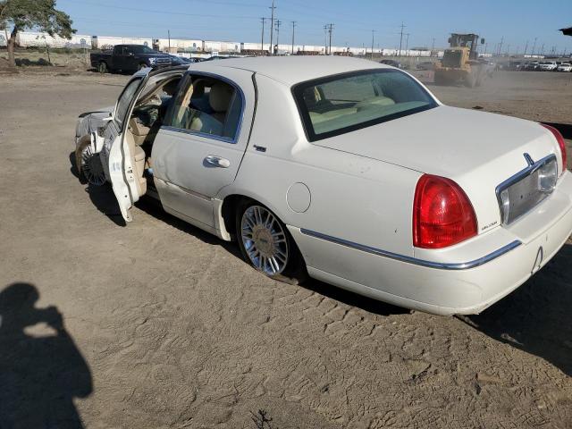 1LNHM82V26Y622491 - 2006 LINCOLN TOWN CAR SIGNATURE LIMITED WHITE photo 2