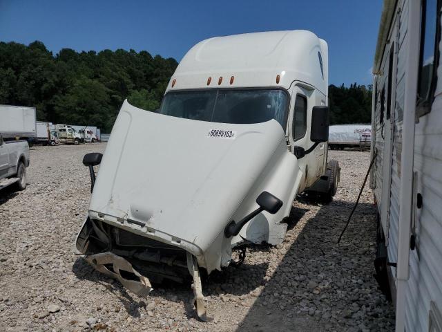 3AKJGLFG2JSJZ8227 - 2018 FREIGHTLINER CASCADIA 1 WHITE photo 2