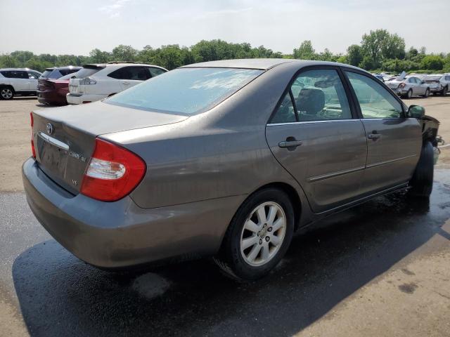 4T1BF30K92U535040 - 2002 TOYOTA CAMRY LE GRAY photo 3