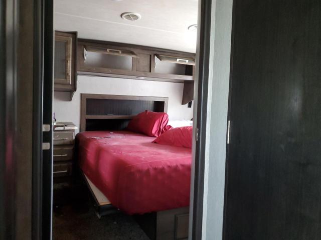 5SFCG4433JE382935 - 2018 HEARTLAND CYCLONE 灰色 照片 5