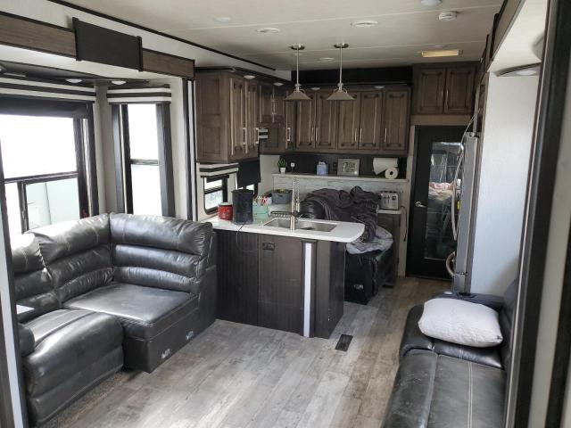 5SFCG4433JE382935 - 2018 HEARTLAND CYCLONE 灰色 照片 6