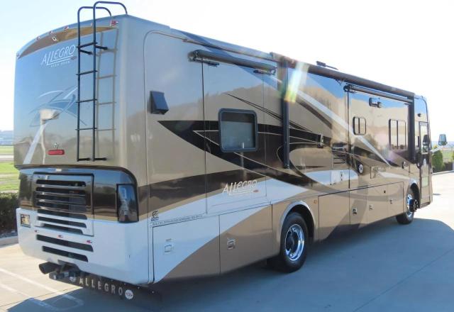 4UZAB2DTXACAS7588 - 2010 FREIGHTLINER CHASSIS XC BROWN photo 3