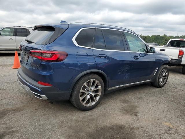 5UXCR6C09M9E90216 - 2021 BMW X5 XDRIVE40I BLUE photo 3