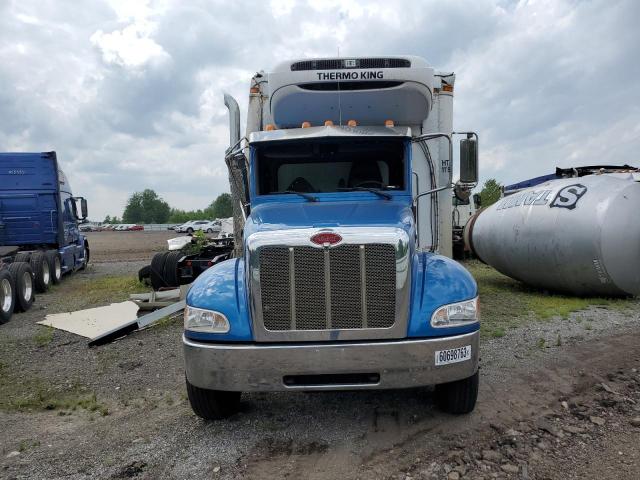 2NP2HM6X8JM465636 - 2018 PETERBILT 337 BLUE photo 5