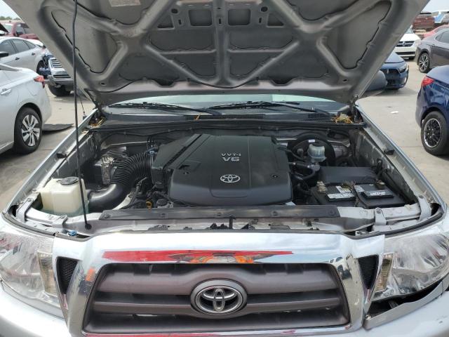 3TMJU4GN2AM105364 - 2010 TOYOTA TACOMA DOUBLE CAB PRERUNNER SILVER photo 11