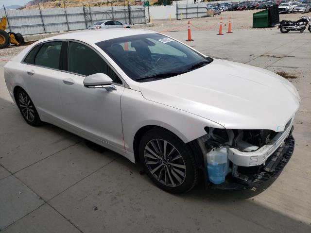 3LN6L5LU8HR611818 - 2017 LINCOLN MKZ HYBRID SELECT WHITE photo 4