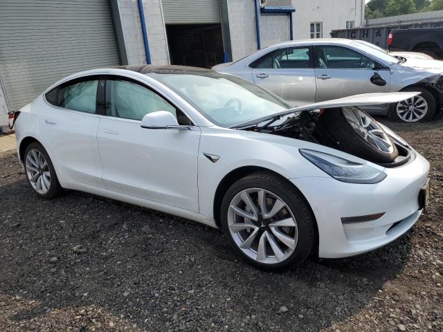 5YJ3E1EA7KF324797 - 2019 TESLA MODEL 3 WHITE photo 4