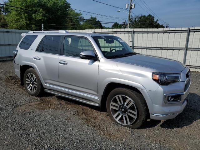 JTEBU5JR7G5337779 - 2016 TOYOTA 4RUNNER SR5/SR5 PREMIUM ვერცხლისფერი ფოტო 4