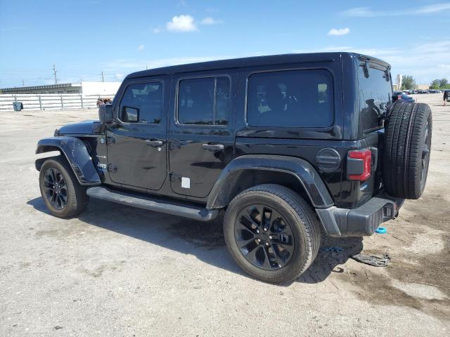 1C4JJXP62NW278259 - 2022 JEEP WRANGLER U SAHARA 4XE BLACK photo 2