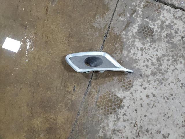 3LNHL2JC5CR809315 - 2012 LINCOLN MKZ WHITE photo 12