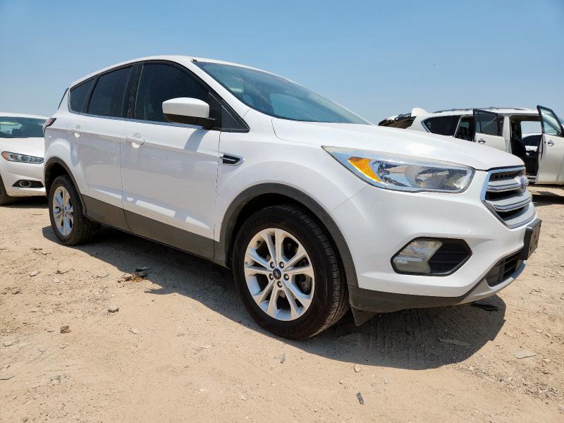 1FMCU0GD3JUC50428 - 2018 FORD ESCAPE SE 白色 照片 4