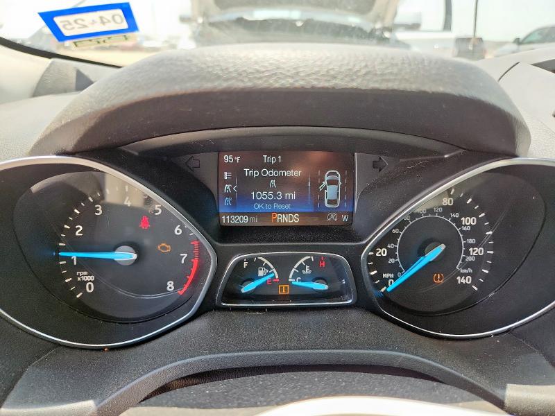 1FMCU0GD3JUC50428 - 2018 FORD ESCAPE SE 白色 照片 9