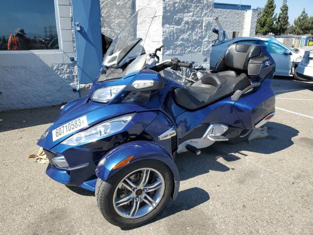 2BXJBKC16BV001474 - 2011 CAN-AM SPYDER ROA RT BLUE photo 2