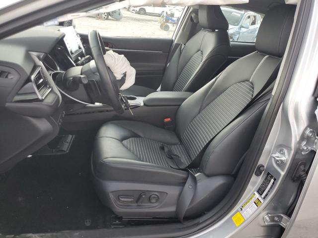 4T1G11AK3PU795335 - 2023 TOYOTA CAMRY SE NIGHT SHADE SILVER photo 7