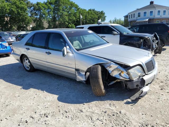 WDBGA33G9VA350877 - 1997 MERCEDES-BENZ S 320 SILVER photo 4