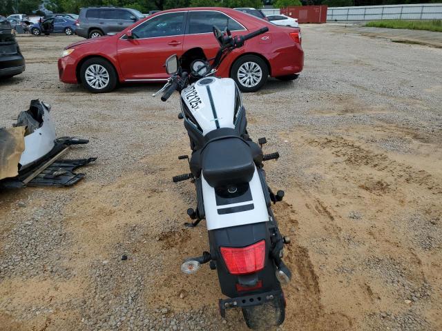 JKAENEC18MDA03541 - 2021 KAWASAKI EN650 C 白色 照片 4