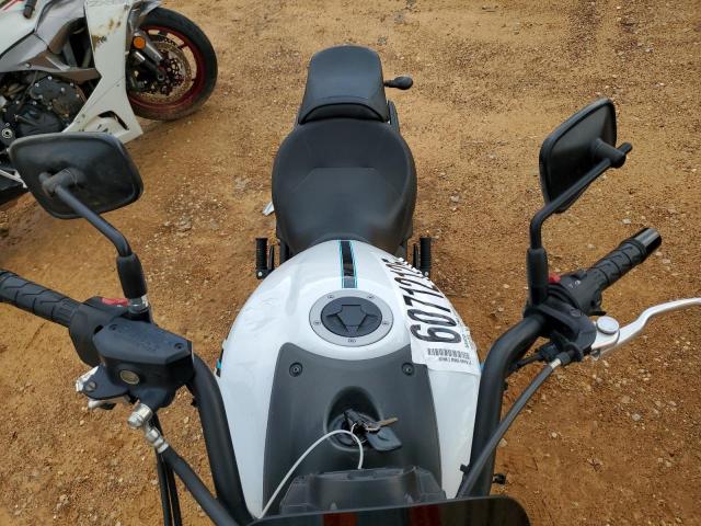 JKAENEC18MDA03541 - 2021 KAWASAKI EN650 C 白色 照片 5