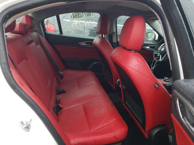 ZARFAEDN1H7537124 - 2017 ALFA ROMEO GIULIA Q4 白色 照片 10