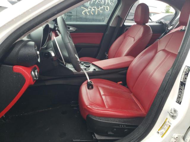 ZARFAEDN1H7537124 - 2017 ALFA ROMEO GIULIA Q4 白色 照片 7
