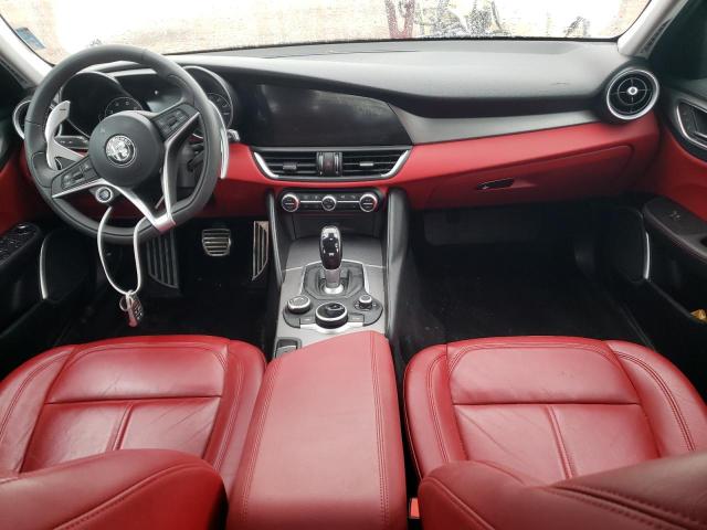 ZARFAEDN1H7537124 - 2017 ALFA ROMEO GIULIA Q4 白色 照片 8