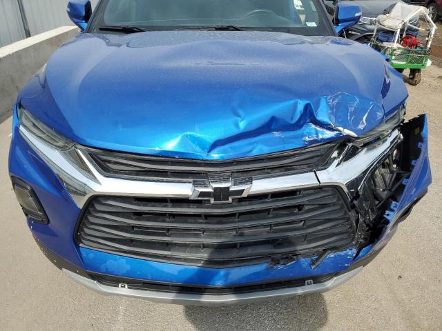 3GNKBBRAXKS634025 - 2019 CHEVROLET BLAZER 1LT BLUE photo 12