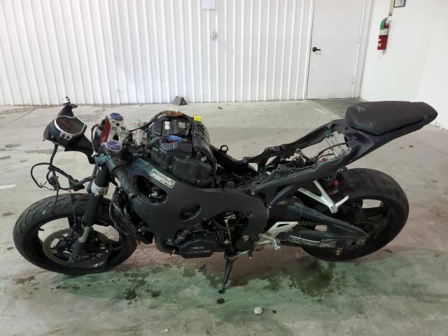 JH2SC59058M000944 - 2008 HONDA CBR1000 RR BLACK photo 3