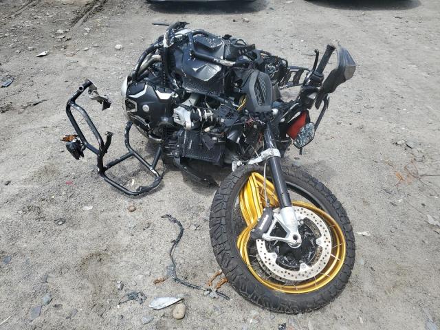 WB10M1306N6F15255 - 2022 BMW R 1250 GS ADVENTURE BLACK photo 2