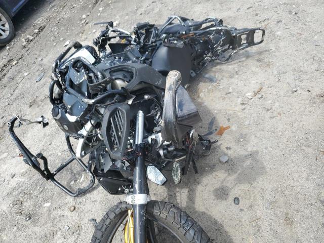 WB10M1306N6F15255 - 2022 BMW R 1250 GS ADVENTURE BLACK photo 5