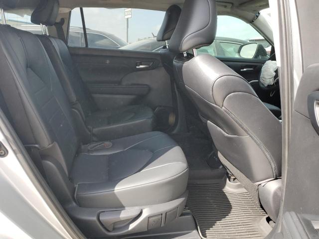 5TDHZRAH8MS090017 - 2021 TOYOTA HIGHLANDER XLE Gümüş foto 11