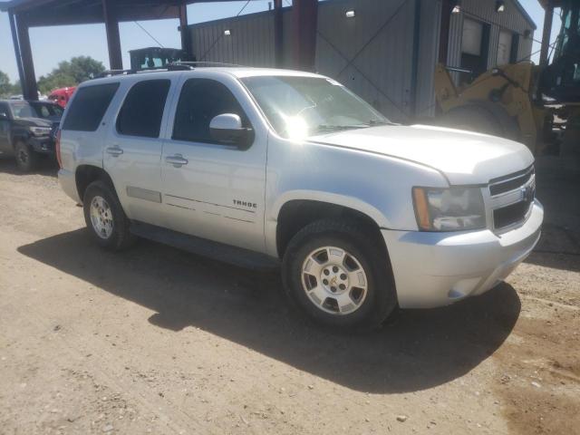 1GNSKBE06BR371581 - 2011 CHEVROLET TAHOE K1500 LT SILVER photo 4