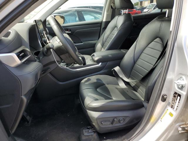 5TDGZRBH7NS192453 - 2022 TOYOTA HIGHLANDER XLE Gümüş foto 7