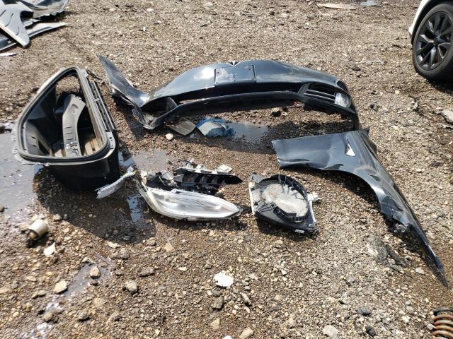 5YJSA1E27KF309474 - 2019 TESLA MODEL S Սև լուսանկար 12