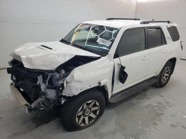 2024 TOYOTA 4RUNNER SR5/SR5 PREMIUM, 